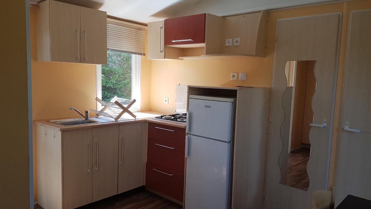 Camping Au Tour De L'Aveyron LʼHospitalet-du-Larzac 외부 사진