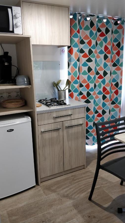 Camping Au Tour De L'Aveyron LʼHospitalet-du-Larzac 외부 사진